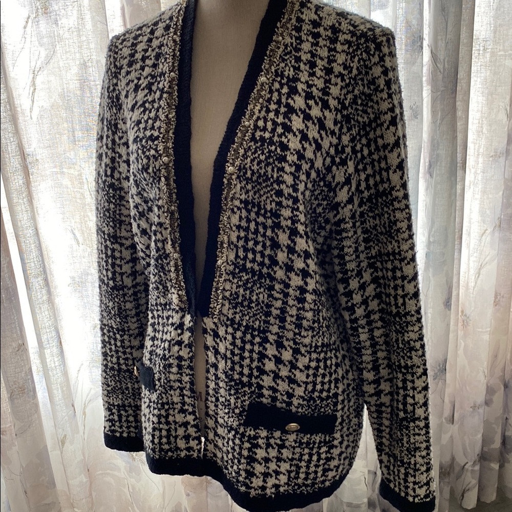 Chico's Black and White Textured Blazer/sweater
